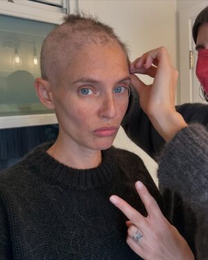 Bianca Balti Instagram - February 4th. World Cancer Day.

It has always been just a random day that some posts on Instagram reminded me of. Although my aunt died of metastatic breast cancer at age 39 and my mom got myeloma a couple of years ago. And despite my own diagnosis, back in 2021, of carrying the BRCA1 gene for which, in December 2022, I underwent a preventative double mastectomy. 
Cancer couldn’t inhabit my thoughts, let alone my body.

Until September 8th of 2024, the day that Cancer, Ovarian to be specific, came into my life feeling a whole lot like a death sentence. On October 14th, I started my chemotherapy journey that just ended last Monday, January 27th, but to my great surprise, those last few months, I felt as alive as ever. 
I was not taking my life for granted anymore, and my gratitude hit an all-time peak. Everything started to taste like a real blessing. 
It has been hard, and it isn’t quite over yet, but I wouldn’t have it any other way. They say, “What doesn’t kill you makes you stronger,” but my experience is that what didn’t kill me made me love life a lot more. 

1. October 14th, 2024, Providence St Joseph Hospital. LA. First Chemo infusion. 
2. Me, high on Benadryl (one of the meds given before treatment to prevent an allergic reaction). LOL. 
3. My love selflessly carrying me through the pain with his unconditional love.
4. Matilde shaving my head on Halloween night. I thought that I could take advantage of the occasion to dress up as Uncle Fester. Little did I know that my little pubic hair razor would take hours. LOL. 
5. November 4th, 2024, Providence St Joseph Hospital, LA. Second Chemo infusion. 
6. Filming “Le Iene” with Nic in LA (You’ve been a bit of a pain in the ass, but you did a great job at the end. Thank you, bro :)

[follows in the comments]