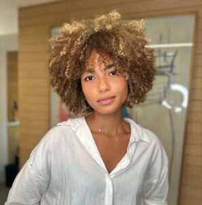 Actress Bruna Inocencio HD Photos and Wallpapers January 2025