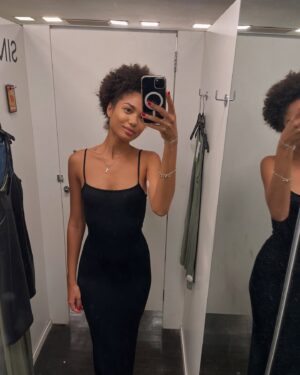 Bruna Inocencio Instagram - Retrospectiva de fotos no espelho