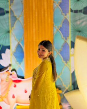 CA Sakchi Jain Instagram - 💛