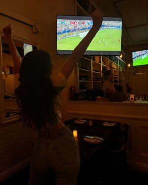 Camila Morrone Instagram - Vaammooooooosssss 🇦🇷🇦🇷🇦🇷🇦🇷🇦🇷🤍🤍🤍🤍🤍