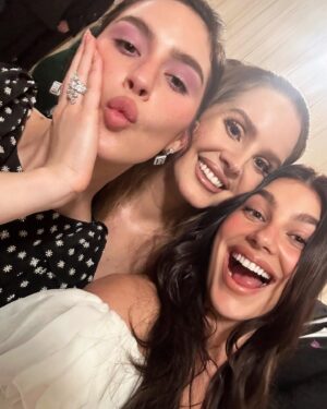 Camila Morrone Instagram - Back at the @metmuseum with my @chanelofficial family 🤍 seeing all your friends dressed up in the most glamorous way, at the most iconic museum in NYC, is a feeling I’ll never get over. Thank you Anna, all the lovely women at Chanel, @voguemagazine, and the glam teams who work SO hard to put us all together.