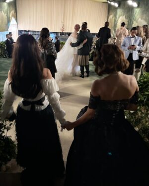 Camila Morrone Instagram - Back at the @metmuseum with my @chanelofficial family 🤍 seeing all your friends dressed up in the most glamorous way, at the most iconic museum in NYC, is a feeling I’ll never get over. Thank you Anna, all the lovely women at Chanel, @voguemagazine, and the glam teams who work SO hard to put us all together.