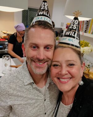 Camryn Manheim Instagram - I believe in the art of magical thinking. Here’s to a thoughtful, soulful, bountiful, mindful, grateful, joyful and peaceful year ahead. May the new year bring us all many wonderful surprises. ☮️☮️☮️☮️❤️☮️☮️☮️☮️
.
.
.

@susanhoffmanhyman @sudihoff @hyman.jon