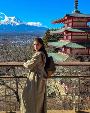 Carla Abellana Instagram - 🗻🍦🪻🧥🤎🫐🌹