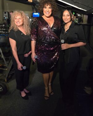 Casey Donovan Instagram - Thanks so much to the @australianopen for having me! Always such a joy getting to perform at the tennis 🎾 

@sisteractmusicalau only 2 weeks left to catch us @regent_theatre Must Close 26th Jan 

👗 @citychicofficial
👠 @novoshoes
HMU...Me 

Not a paid partnership