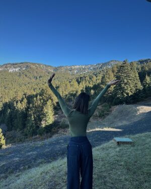 Cata Freer Instagram - 🇬🇷🏔️✨ first stop #Metsovo #greece #roadtrip wearing @revolve top from @loversfriendsla
