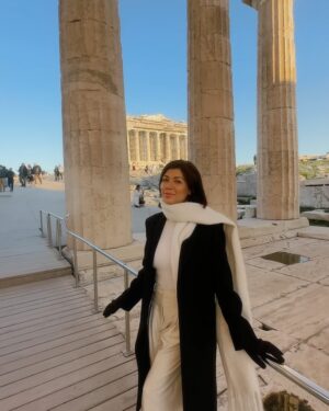Cata Freer Instagram - Smiling from the 🩷 hits different ✨ last sunset off 2024 was a picnic at the Acropolis 🇬🇷