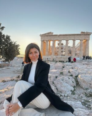 Cata Freer Instagram - Smiling from the 🩷 hits different ✨ last sunset off 2024 was a picnic at the Acropolis 🇬🇷