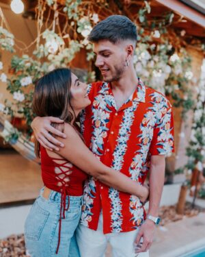 Catarina Filipe Instagram - 1. Último Natal como namorados
2. Primeiro Natal juntos como namorados
3. A prova que o meu homem investiu na planta e que agora tá muito bem servido 

Merry krispies everyone 🎄✨🎀