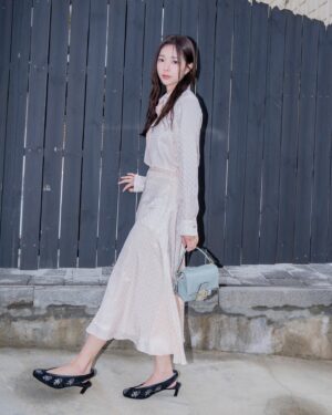 Chae Soo-bin Instagram - #광고 #Fendi #FendiBaguette @fendi