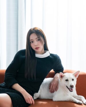Chae Soo-bin Instagram - 🖤