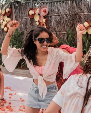 Charu Mehra Instagram - Photo dump powered by Happiness overload!! 🪬🪬
Swipe ➡️
To see the tomatino madness.