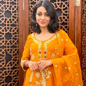 Charu Mehra Instagram - Shining bright in orange ✨

@4umehra giving us all the goals we need for the wedding season ahead! 

#rituandgeetika #rituandgeetikadesigns #orange #indianclothing #indianweddingbuzz #brides #bridesmaids #classics #trending #trendingfashion