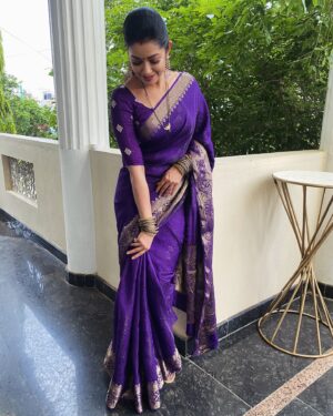 Chaya Singh Instagram - Some sarees are so beautiful you can’t get enough wearing it just once 
Thank u @avani_sarees1 

Saree: @avani_sarees1 
Stylist: @nithiyamogli 
MUA: @makeoverbylokeshgowda 
PC: @gowthamgb100