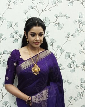 Chaya Singh Instagram - Some sarees are so beautiful you can’t get enough wearing it just once 
Thank u @avani_sarees1 

Saree: @avani_sarees1 
Stylist: @nithiyamogli 
MUA: @makeoverbylokeshgowda 
PC: @gowthamgb100