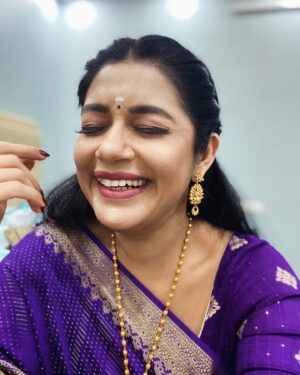 Chaya Singh Instagram - Some sarees are so beautiful you can’t get enough wearing it just once 
Thank u @avani_sarees1 

Saree: @avani_sarees1 
Stylist: @nithiyamogli 
MUA: @makeoverbylokeshgowda 
PC: @gowthamgb100