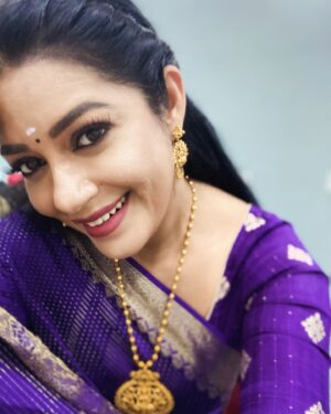 Chaya Singh Instagram - Some sarees are so beautiful you can’t get enough wearing it just once 
Thank u @avani_sarees1 

Saree: @avani_sarees1 
Stylist: @nithiyamogli 
MUA: @makeoverbylokeshgowda 
PC: @gowthamgb100