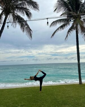 Cheryl Hines Instagram - Strike a pose. There's nothin to it.
#wednesday #yoga