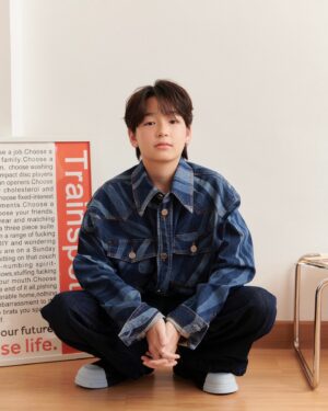 Chidjun Hung Instagram - Thank you for all support 🫰♥️🙏🏻

Stylist : @allybunnyruth 
Asst stylist : @zeaya_seiya 
Photographer : @divesth 
Makeup : @jimmakeup 
Hair : @teethory 
Manager : @girlgxox 
Location : @about8.studio