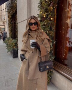 Chloe Lloyd Most Liked Photos and Posts