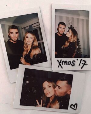 Chloe Lloyd Instagram - Have the most amazing Christmas everyone! 
Be merry, be wise, be jolly, be kind ✨🎄