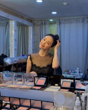 Choi Ji-woo Instagram - 🖤💜