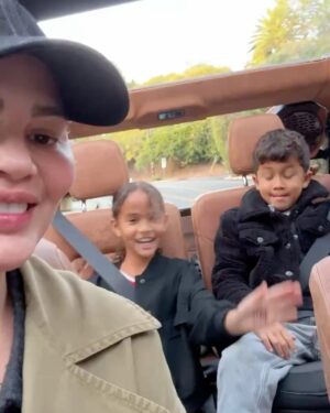 Chrissy Teigen Instagram - BAHHHHHHHHHHH