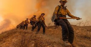 Christa Miller Instagram - Tuesday evening, we packed up the pets, grabbed what we could, and left as the fires closed in on our neighborhood. It’s hard to describe what it feels like to see the sky turn an unnatural orange, knowing you’re leaving so much behind. It’s surreal, unsettling, and honestly, overwhelming. 😔 While we’re safe for now, my heart is with everyone affected—whether you’ve lost your home, your sense of security, or just feel the weight of everything that’s happening. It’s okay to be shaken by this; it’s a lot for anyone to carry. To the firefighters, the true heroes right now, thank you from the bottom of our hearts. I’m so grateful for you all. Our kids, pets, and the rest of us are hanging in there, and we’re taking things one day at a time. Sending love, strength, and hope. We’ll get through this together. ❤️ #Evacuated #StaySafe #Grateful #Surreal #LA #CommunityStrong 

📸 @ethanswopephoto