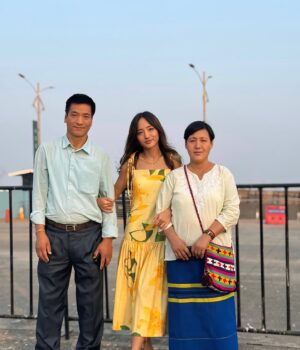 Chum Darang Instagram - Dear Mummy, Papa and Memtu ❤️

You have been my strength and my pillar throughout my life. Your unconditional love and support have pushed me to always do my best and inspire others along the way. I couldn’t have made it through my Bigg Boss journey and my life without your encouragement and belief in me.

Thank you for always being there for me, no matter what. I’m forever grateful for everything you’ve done. My big bosses.

Love,
Chum
❤️

#chumdarang