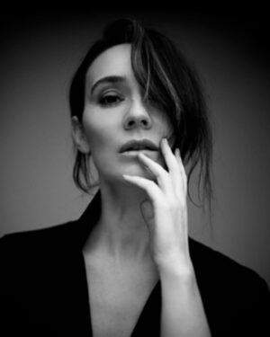 Claire Cooper Instagram - Find your friendly fierce 🖤

#selfportrait #blackandwhite