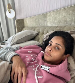 Collien Ulmen-Fernandes Instagram - Da sich einige über die lange Social-Media-Abstinenz wunderten, hier ein kleines Update aus meinem bisherigen 2025: 
Grippe. 40° Fieber. Schüttelfrost. Bett.
Und bei Euch so?