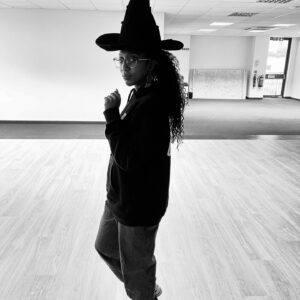 Comfort Fedoke Instagram - Happy Wicked Day💫💚🫧💗
•
@cynthiaerivo @arianagrande @jonmchu @chrislxd WHAT A FREAKIN HONOR ‼️🥹
•
To all our dance artists in the film ..WE DID IT. Thank you for the amazing energy brought to set,I have so much good vibes to share🫧Stay tuned🌈🌈🌈 
•
#wicked 🫧