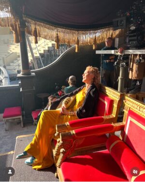 Connie Nielsen Instagram - @gladiatormovie is out TODAY!!!! New York screenings, @gq party, @kellyclarkson who rocked, @cbsmornings thank you all for the love. To all the fans (who stood in the rain) - thank you for showing up for us❤️❤️❤️