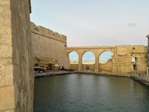 Connie Nielsen Instagram - Memories @gladiatormovie #malta @pascalispunk @josephquinn @fred.hechinger #paulmescal #ridleyscott @the_devilshorsemen