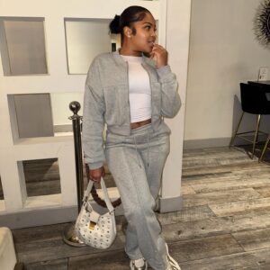 Courtney Godsey Instagram - Laid back in real life I ain’t wit all the extras..