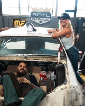 Courtney Hansen Instagram - NEW SEASON of Ride Of Your Life premiers this Tuesday, Feb 11th at 8 PM EST!!! The 2 cars seen in our Oct sneak peek will air as NEW episodes at 8 PM & 9 PM, followed by another brand NEW EPISODE at 10 PM!!! @motortrendtv ❤️💥 Thank you for watching!! So excited to share this season with you!!