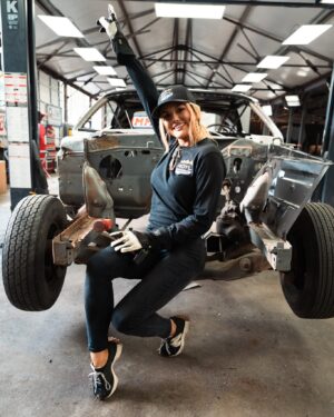 Courtney Hansen Instagram - NEW SEASON of Ride Of Your Life premiers this Tuesday, Feb 11th at 8 PM EST!!! The 2 cars seen in our Oct sneak peek will air as NEW episodes at 8 PM & 9 PM, followed by another brand NEW EPISODE at 10 PM!!! @motortrendtv ❤️💥 Thank you for watching!! So excited to share this season with you!!