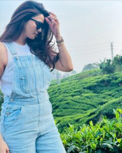 Actress Daisy Shah HD Photos and Wallpapers March 2025