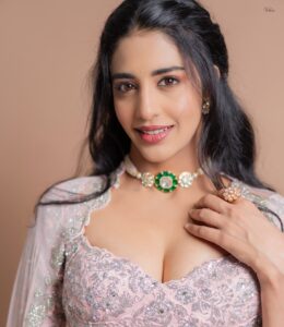 Actress Daksha Nagarkar HD Photos and Wallpapers January 2025