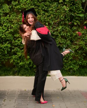 Dananeer Mobeen Instagram - Gurl, I DID IT! 👩🏻‍🎓 These past three years have been nothing short of a rollercoaster—working full-time while pulling all-nighters to chase a dream that sometimes felt impossible. There were moments I wasn’t sure I’d make it, but here we are. And none of this would have been possible without the unwavering love and support from my family, my incredible teachers, and those who always had my back (shoutout to the ADs who literally managed my entire schedule!)

Every late night, every challenge, and every breakthrough has shaped me into a stronger, more polished version of myself. I’m so grateful for everything I’ve learned and all the unforgettable memories I’ve made along the way. Alhamdulillah for this moment, and for experiencing it surrounded by the people I love most.
Swipe to see a very special moment between me and Amma. This is just the beginning of something even greater.

-
@saherabbasi for the amazing pictures 🤍
