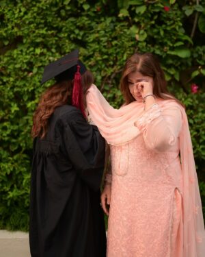 Dananeer Mobeen Instagram - Gurl, I DID IT! 👩🏻‍🎓 These past three years have been nothing short of a rollercoaster—working full-time while pulling all-nighters to chase a dream that sometimes felt impossible. There were moments I wasn’t sure I’d make it, but here we are. And none of this would have been possible without the unwavering love and support from my family, my incredible teachers, and those who always had my back (shoutout to the ADs who literally managed my entire schedule!)

Every late night, every challenge, and every breakthrough has shaped me into a stronger, more polished version of myself. I’m so grateful for everything I’ve learned and all the unforgettable memories I’ve made along the way. Alhamdulillah for this moment, and for experiencing it surrounded by the people I love most.
Swipe to see a very special moment between me and Amma. This is just the beginning of something even greater.

-
@saherabbasi for the amazing pictures 🤍