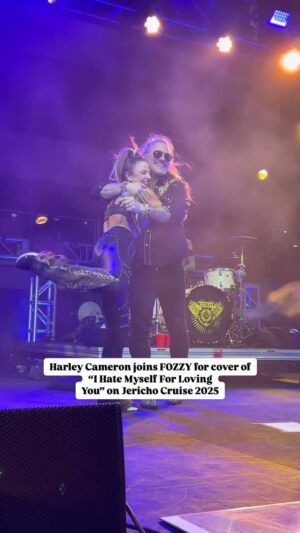 Danielle Louise Instagram - HUGE thank you to the 1/1 @danni_ellexo for joining us for a cover of “I Hate Myself For Loving You” on @jericho_cruise covers night 2025 - talk about Jericho Cruise History 🔥⭐️

🎥: @jessicaxgolich