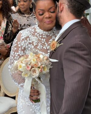 Dawnn Lewis Instagram - What a gorgeous and love-filled day! May God’s forever blessings surround my “Sis” @YvetteNicoleBrown and her new hubby @AnthonyRoyDavis throughout their life journey together. The ceremony was passionate, hilarious, very emotional and we had a blast! A time was had by all! ☺️💖🙏🏽👏🏽

#friends #wedding #celebratelove #sisterhood #friendship #yvettenicolebrown #love