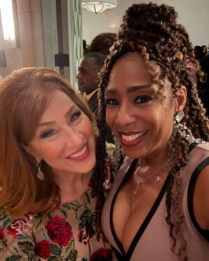 Dawnn Lewis Instagram - What a gorgeous and love-filled day! May God’s forever blessings surround my “Sis” @YvetteNicoleBrown and her new hubby @AnthonyRoyDavis throughout their life journey together. The ceremony was passionate, hilarious, very emotional and we had a blast! A time was had by all! ☺️💖🙏🏽👏🏽

#friends #wedding #celebratelove #sisterhood #friendship #yvettenicolebrown #love