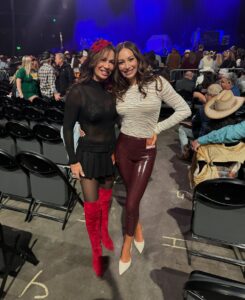 Actress Debbe Dunning HD Photos and Wallpapers January 2025