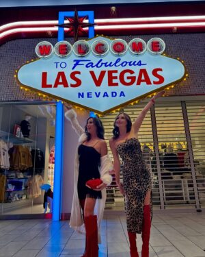 Debbe Dunning Instagram - My favorite time to come to Vegas is When the Cowboys are in  town! @lasvegasnfr @rodeoquincy @cowboychannel Celebrated my Daughters Birthday with my Mom #3generatons #family