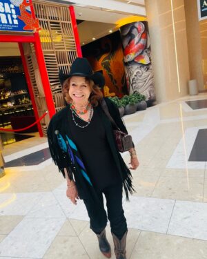 Debbe Dunning Instagram - My favorite time to come to Vegas is When the Cowboys are in  town! @lasvegasnfr @rodeoquincy @cowboychannel Celebrated my Daughters Birthday with my Mom #3generatons #family