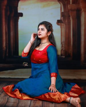 Deepthi Rajendra Instagram - 👗 @chettinad_sarees 
💍 @fineshinejewels 
💄 @radhika_makeover_66 
📸 @epkarthickphotography