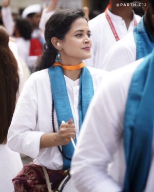 Deepti Devi Instagram - हिंदुस्तानातील पहिला सार्वजनिक गणपती 
श्रीमंत भाऊसाहेब रंगारी गणपती
कलावंत @deepti.devi 

@kalaawantdholpathak 
@bhaurangariofficial
